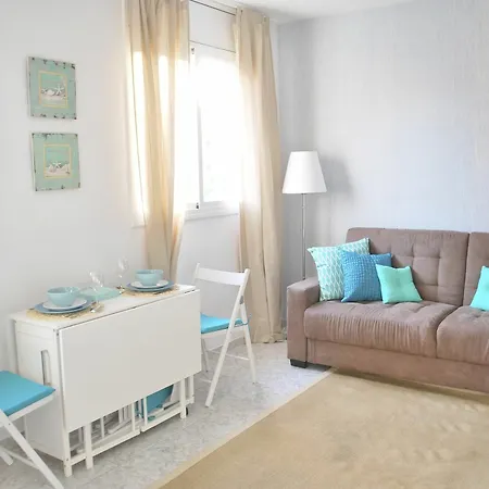 Estudio A 250 M De La Playa De Fenals Apartment