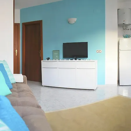 Estudio A 250 M De La Playa De Fenals Apartment *